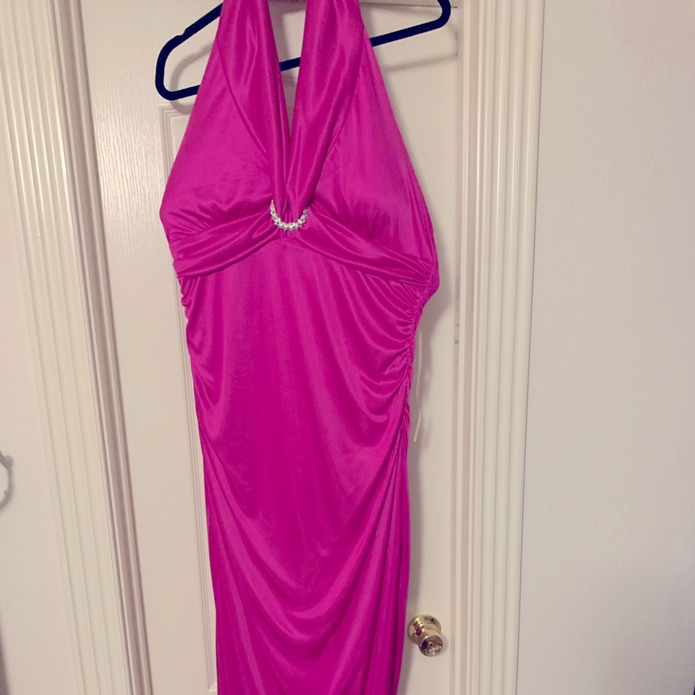Gorgeous hot pink evening gown!